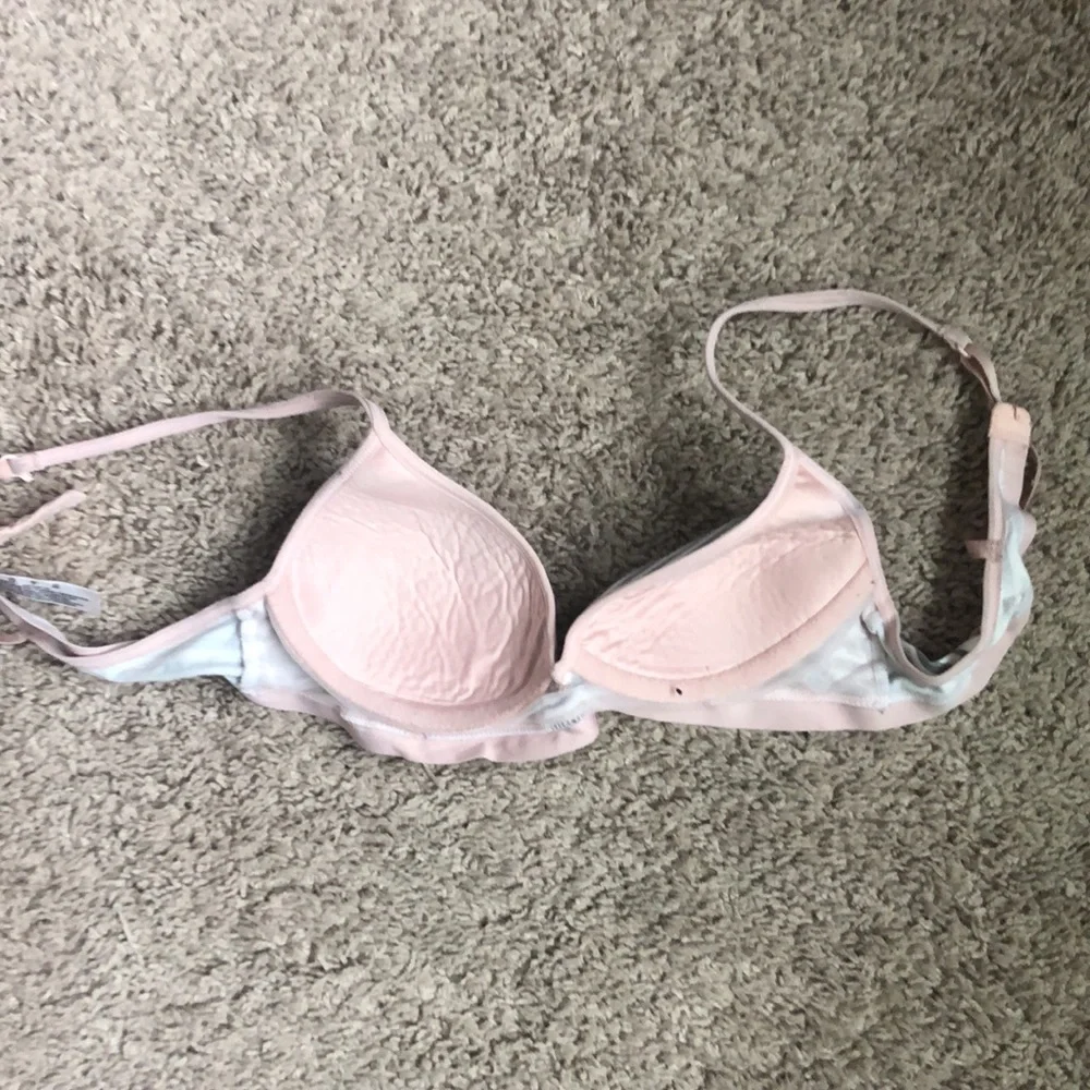 Bra - Picture 2 of 3